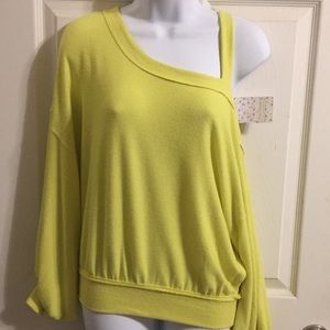 FREE PEOPLE One shoulder sweater